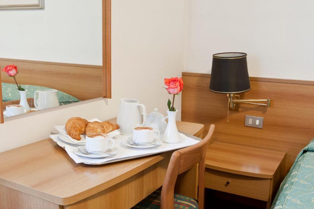 Hotel Dante Ponte nellʼAlpi Dış mekan fotoğraf